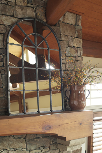 Accent Mirror