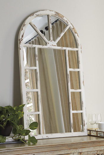 Accent Mirror