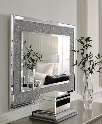 Accent Mirror