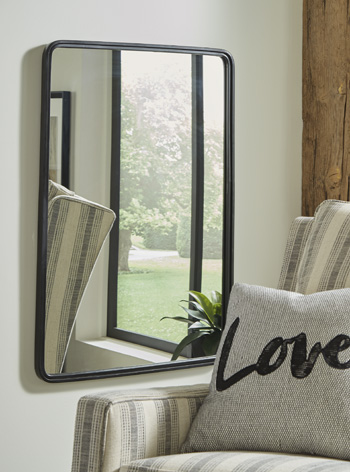 Accent Mirror