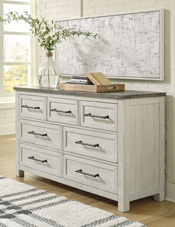 Dresser
